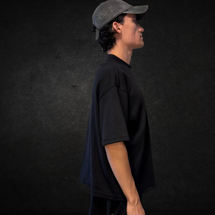 PLAYERA BOXY 300G NEGRA - Image 3