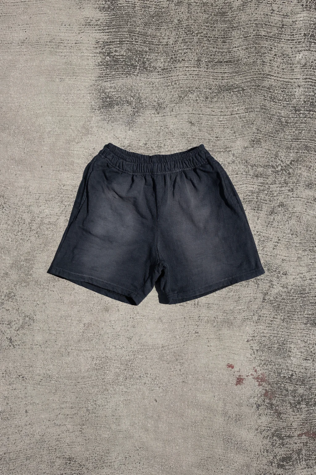 CONJUNTO SHORT Y PLAYERA SUNFADE FRENCH TERRY - Image 5